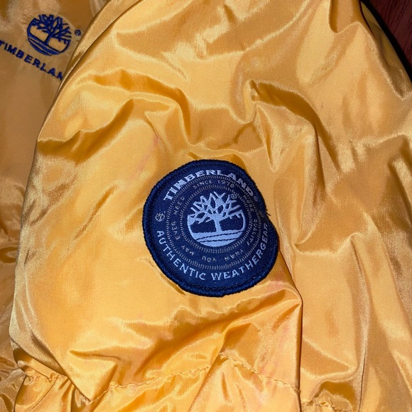 VINTAGE 80’S TIMBERLAND YELLOW PUFFER L / XL - Picture 6 of 9